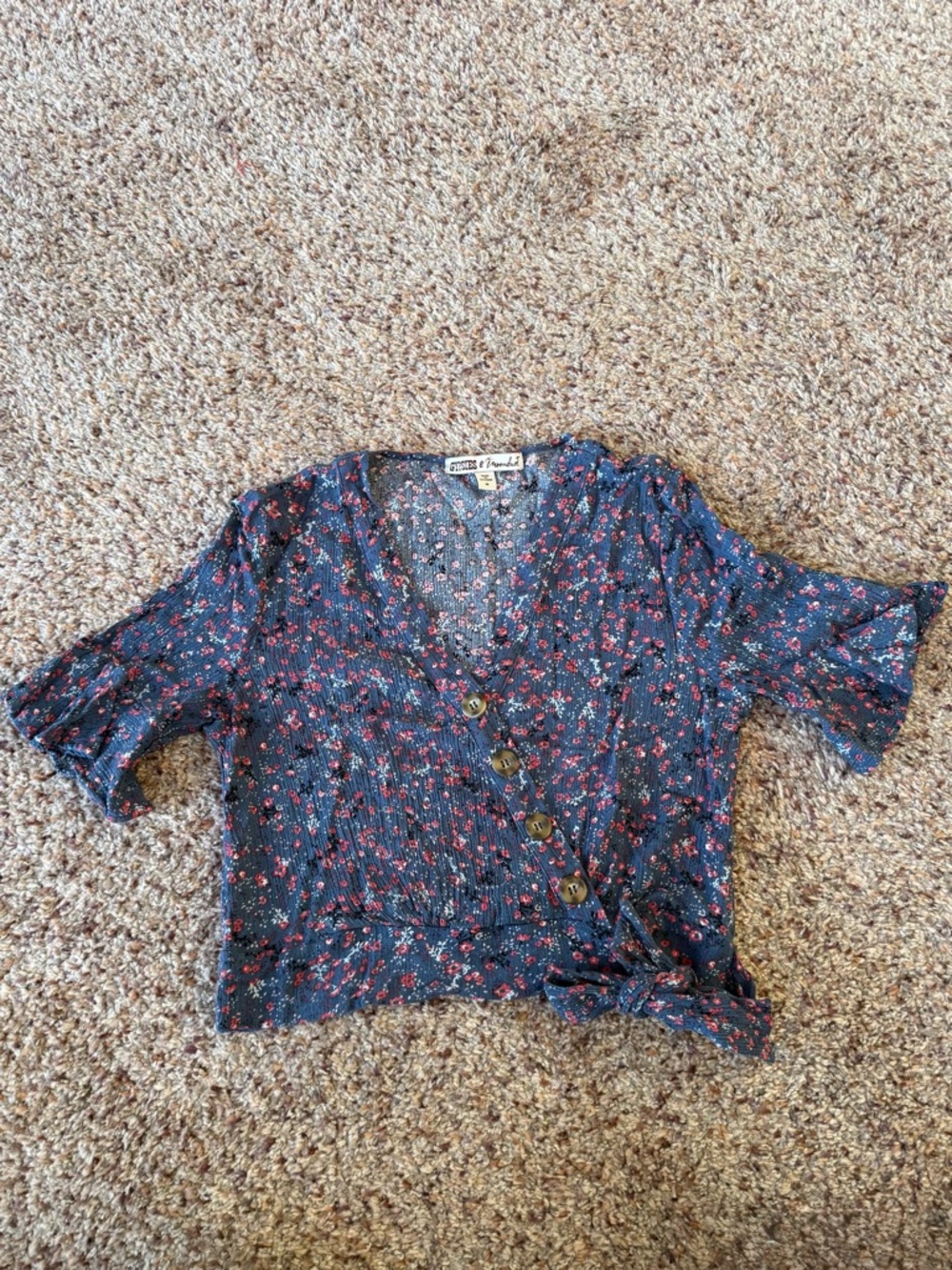 Navy Floral Button-Front Cropped Top